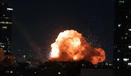 小蚂蚁一脚踢到了钢板上
         3 月 1 号，特拉维夫以南的索雷克海