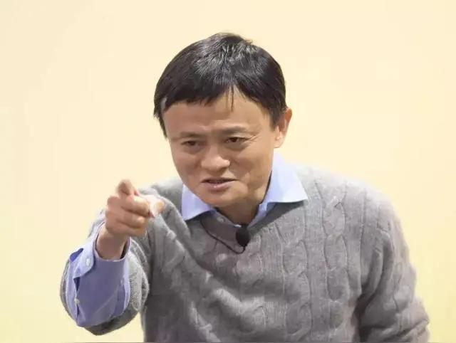 马云那句“我对钱没有兴趣”，到现在听着都觉着狂得没边儿！

最绝的是后面那句——