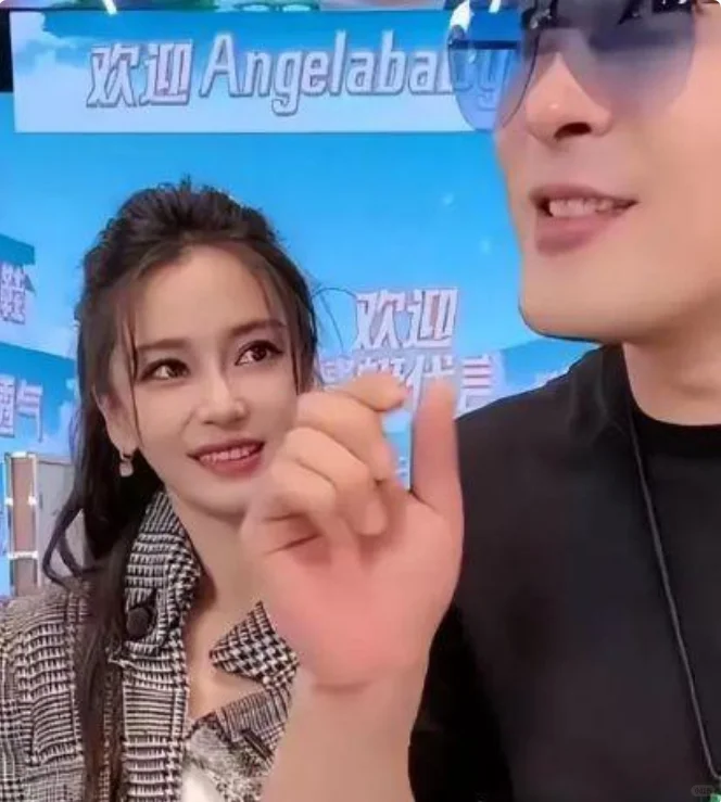大S汪小菲离婚都3年了，现在各自有了新的家庭，各自安好其实是最好的生活...