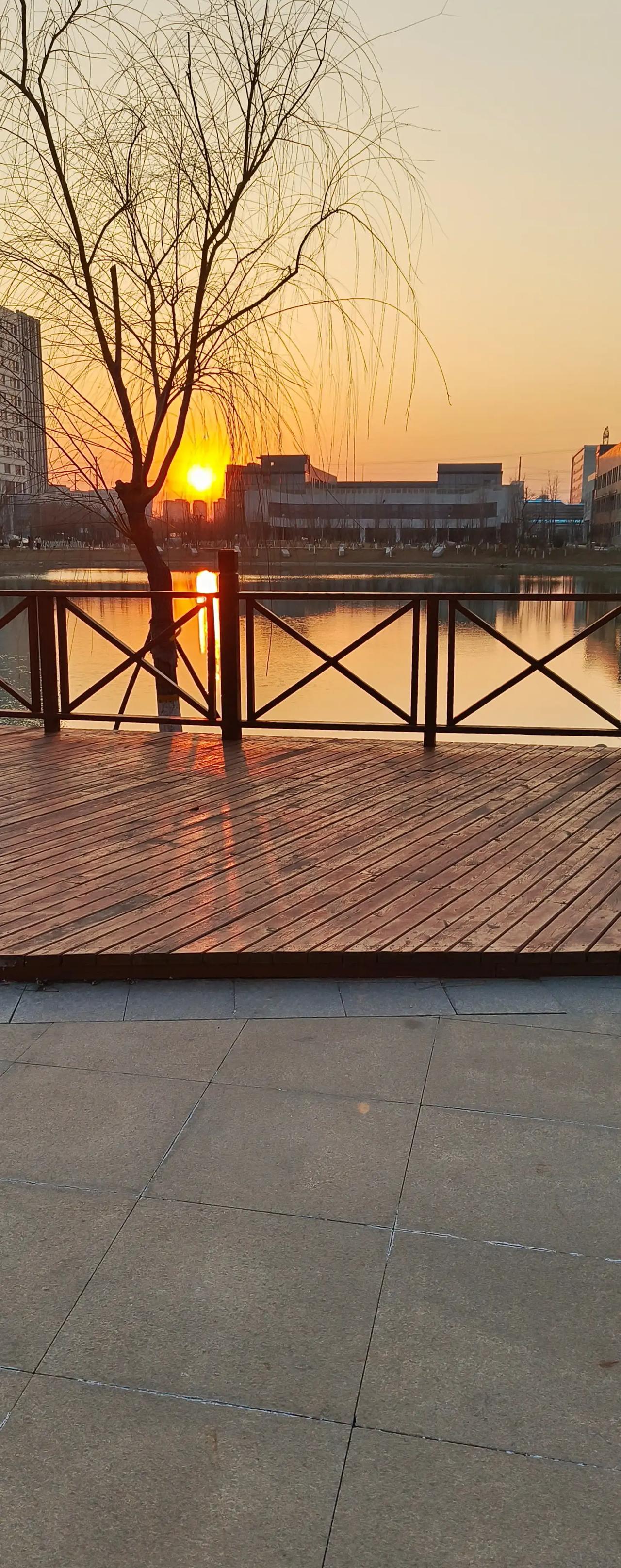 最近忙着做专栏，所以更新频率会减少哦。