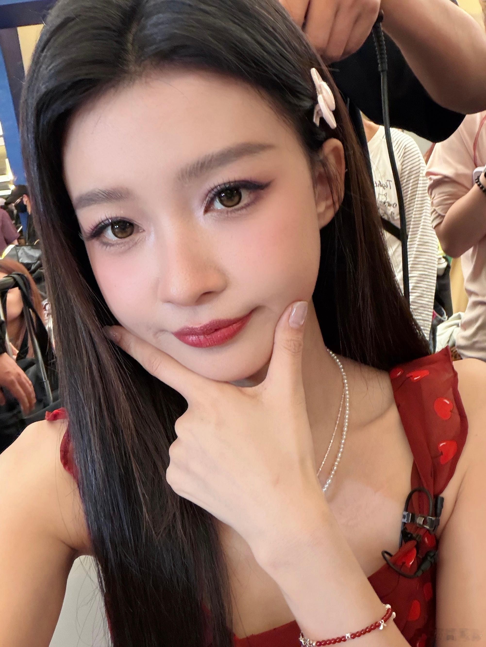 孙怡感谢刘宇 真心换真心！当年孙怡助力刘宇C位出道，如今刘宇为浪姐孙怡送上祝福，