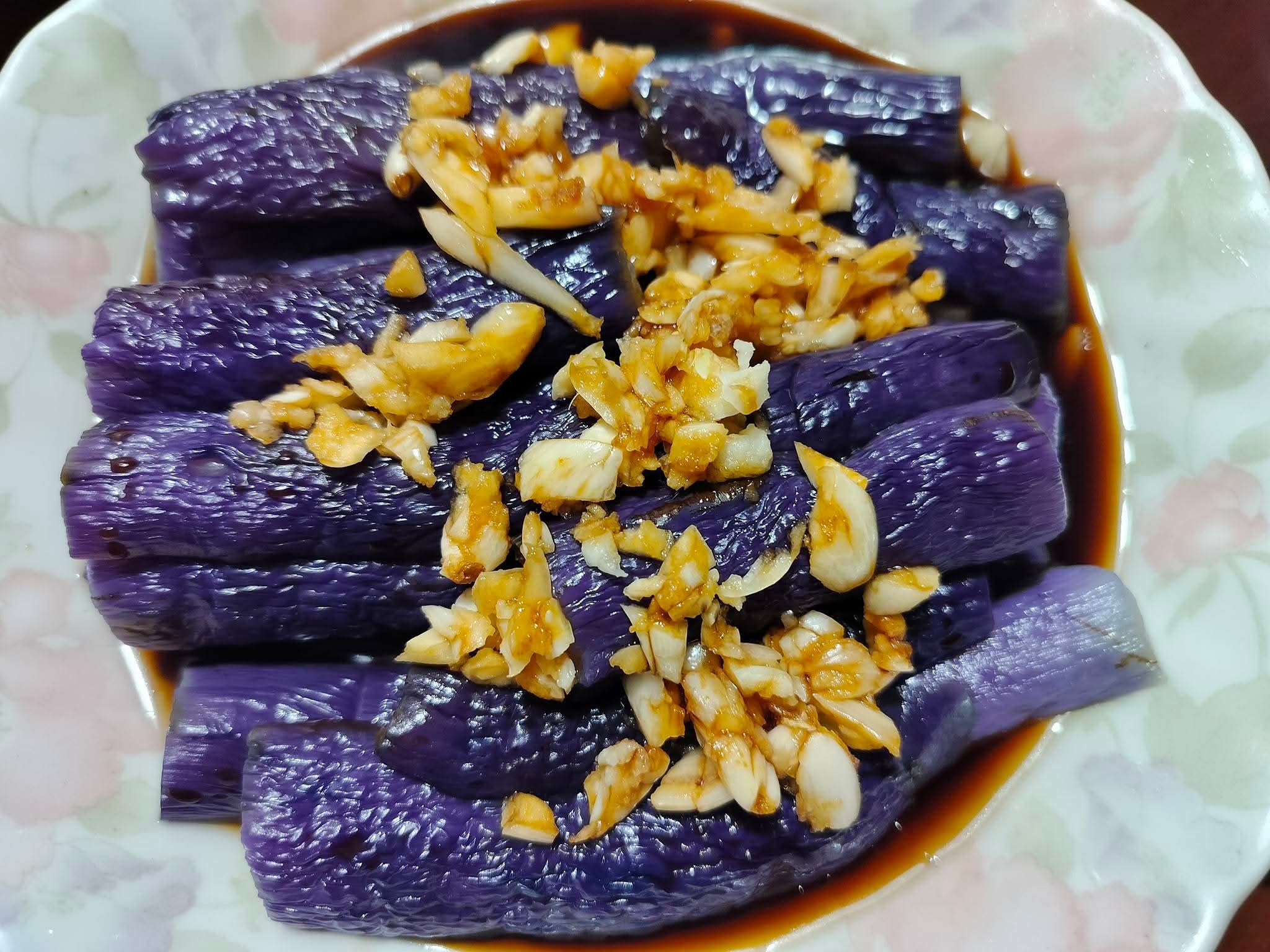 今晚大家一定忙著跨年住鄉下的我還是平淡菜色如同簡單過生活的我健康不能少所以天天要