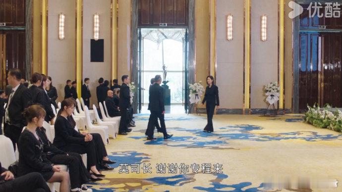 内娱公关该去港剧上上课 港剧董一妍太戳心！含泪仍奔跑，尽显优雅坚韧， 学这份强