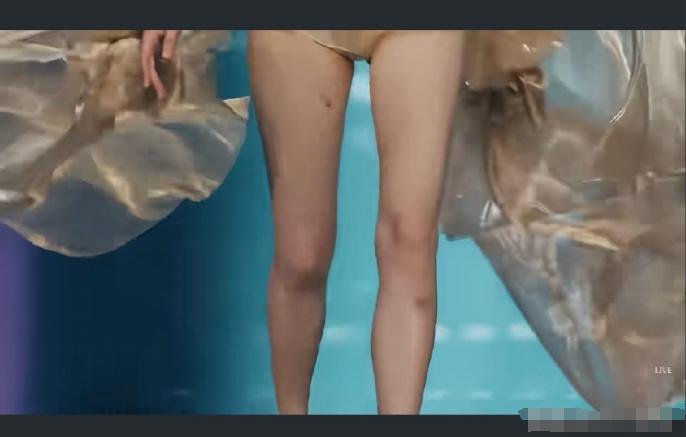 维密的化妆师这次应该要扣掉一个鸡腿
这么大的场合
都能出现这么低级的纰漏

奚梦