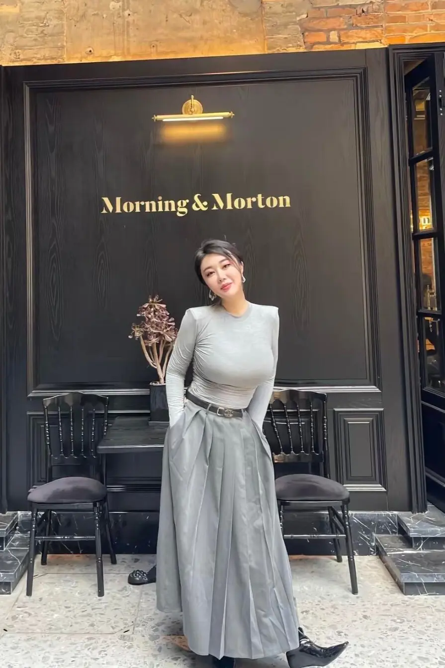 穿搭 日常分享 完美身材 记录真实生活