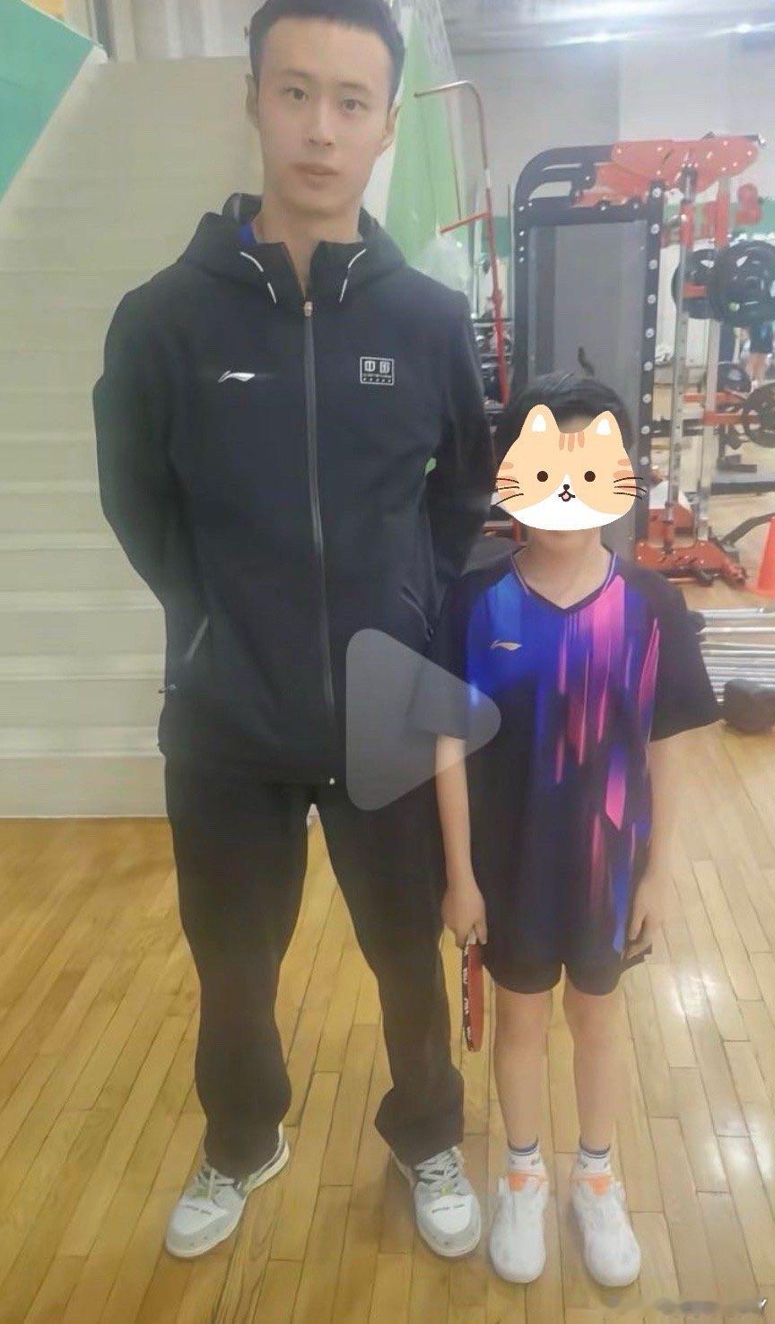 既然cyy已经穿上Ripstar了那徐海东怎么可能“不争不抢”