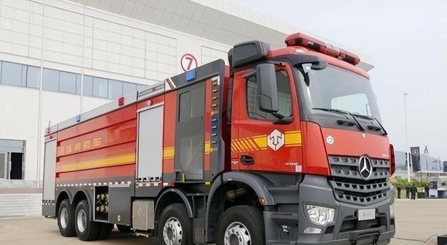 我国是出了名的制造大国，连火箭和航母都能造出来，为何要花2400万人民币，重金购