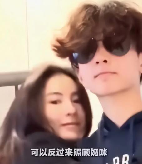 Lucas19岁生日，谢霆锋又缺席了，这已经是连续第二年
8月2日，张柏芝发视频