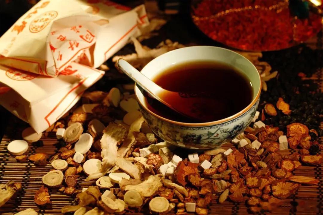 七子降压汤（七子汤）四时升降出入调治方案总纲：先辨证，再顺四时调升降本方基线病机