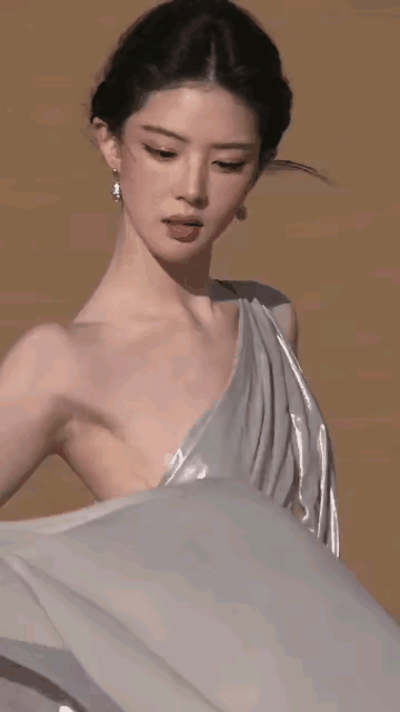 沙漠里盛开的鲜花