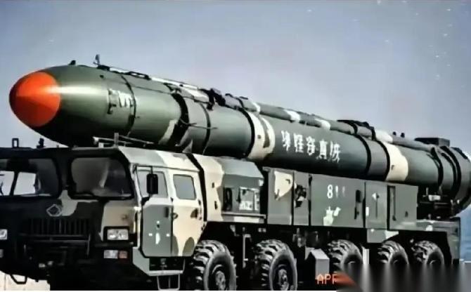 德国军事专家表示：现在不是美国不敢对中国动手，而是现在的美国也不清楚，自己会不会