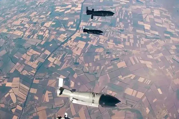 俄乌冲突这盘大棋，胜负关键已非一两件先进武器，而是工业产能、成本控制与供应链韧性