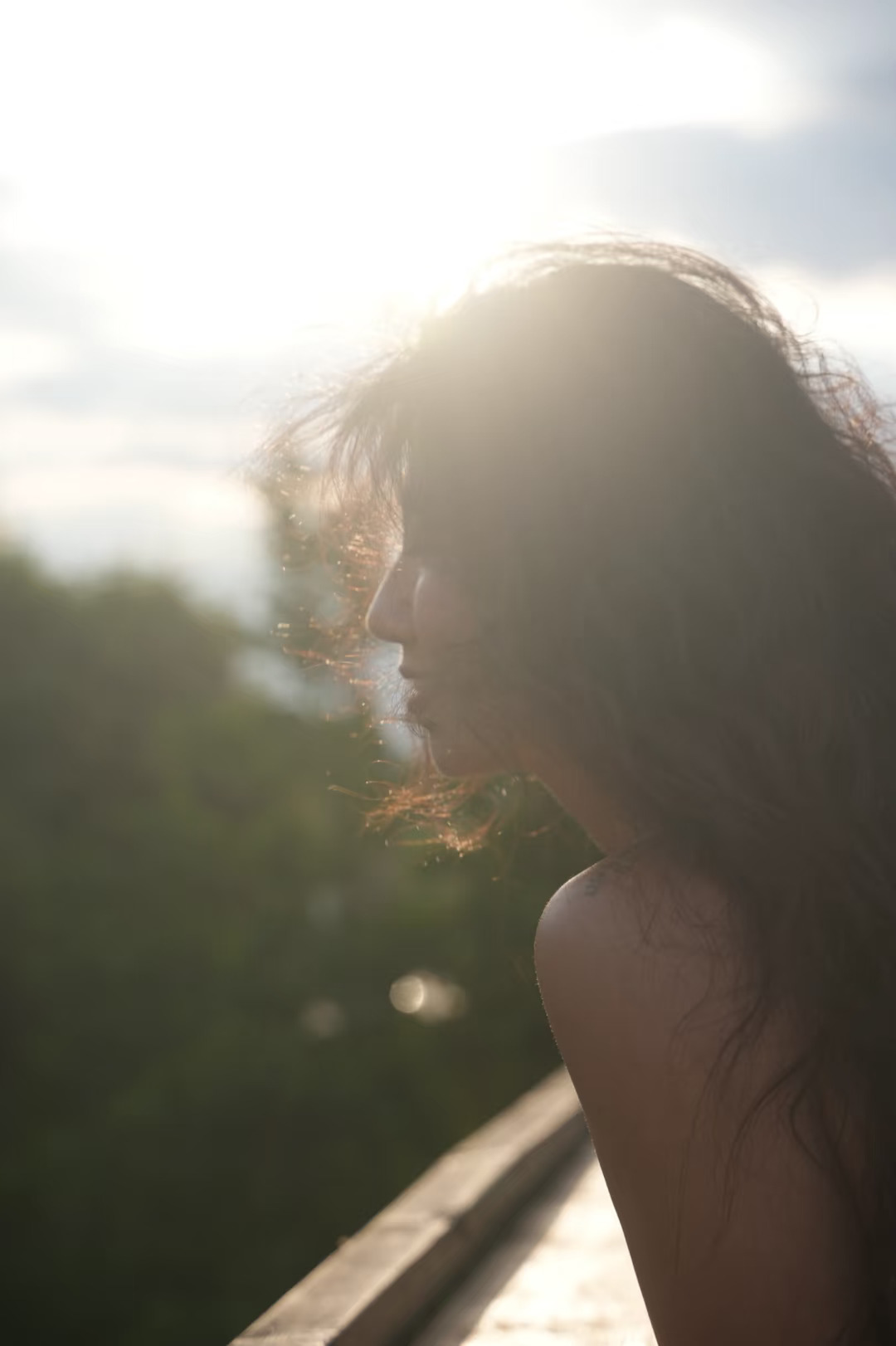 被光眷顾的女孩 🌞