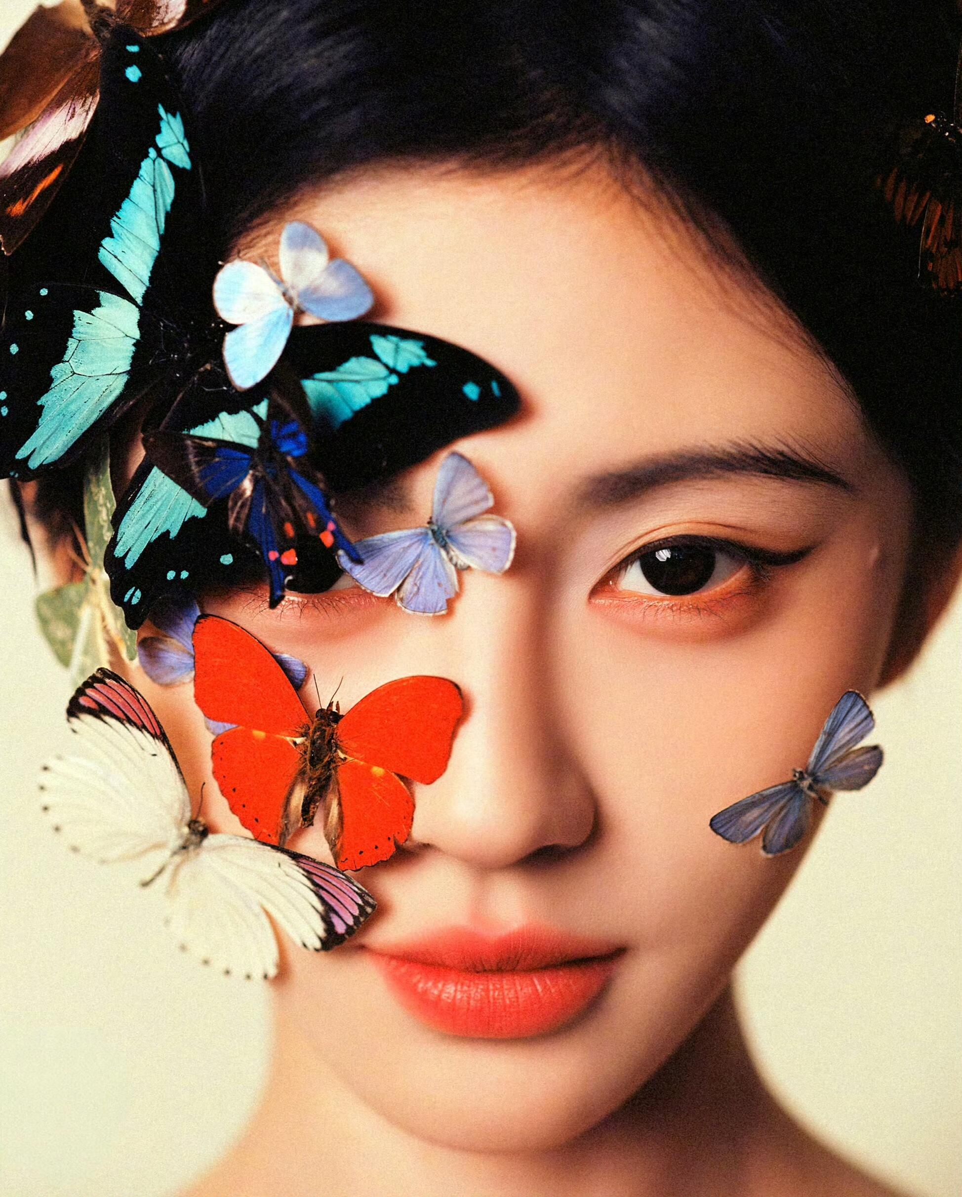 这些蝴蝶塑杂志封面，你get谁❓周迅｜ 迪丽热巴｜ 鞠婧祎林允｜   陈妍希  