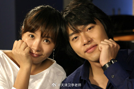 玄彬玄彬玄彬 韩国制造   2005年8月25日在论岘洞的一个摄影棚中，玄彬为电