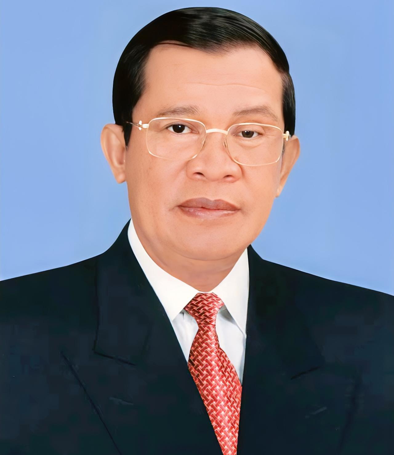 柬埔寨从4月1日起，把面向对华出口的纯电车、充电桩、太阳能全套设备关税，直接从最