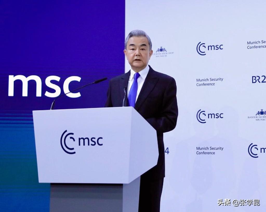 中国驻日本大使馆今天写道：“外交部长王毅说日本现职首相竟然公开声称，台海有事就构