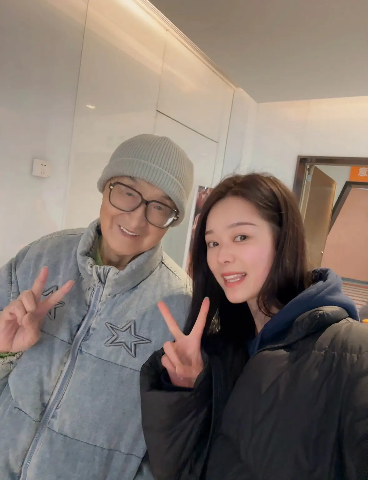 太意外啦！！！ 刚回武汉 碰见我喜欢了很久的大博主 👴  爷爷新年快...