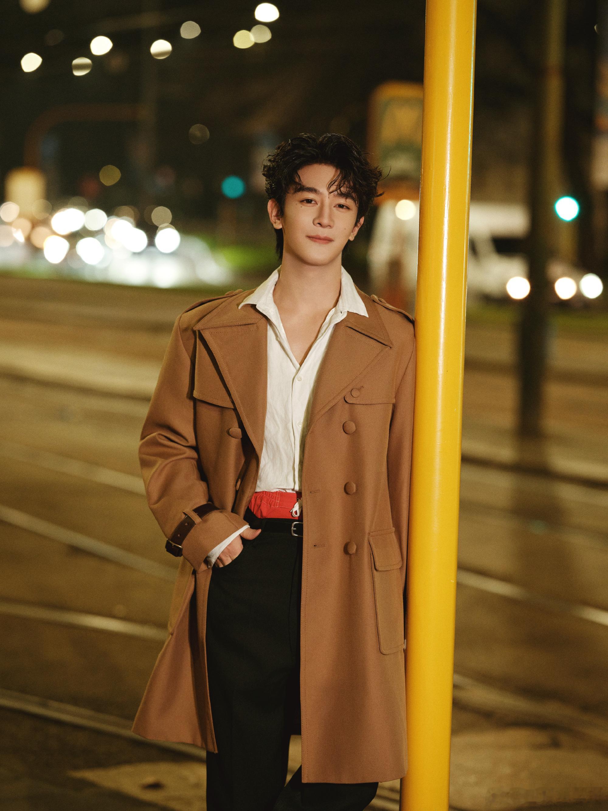 夏之光 米兰时装周出图！这组很好看耶