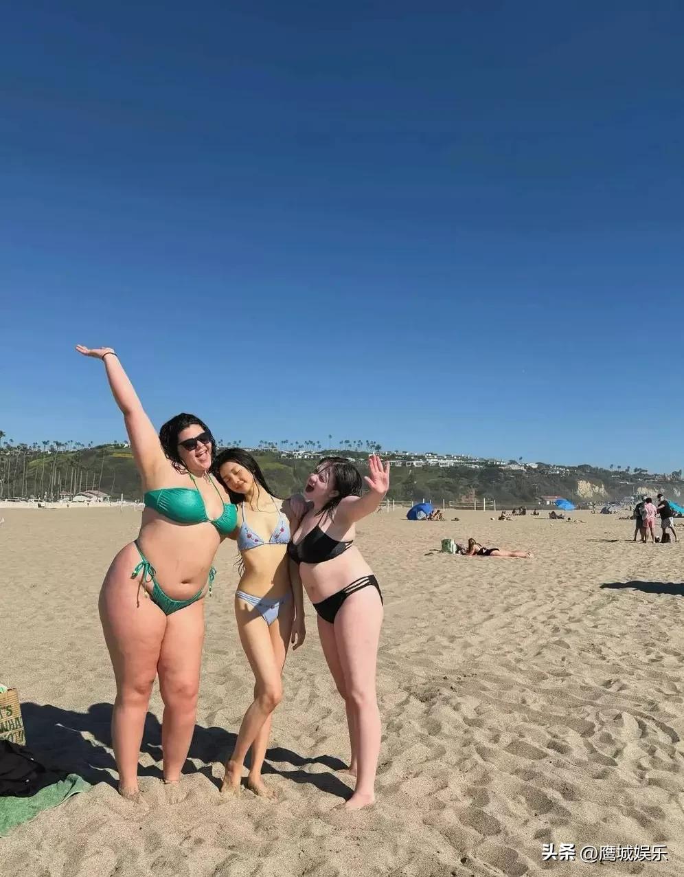 黄多多海边度假照曝光！穿比基尼元气满格，青春姿态引热议
 
3月19日，黄多多与