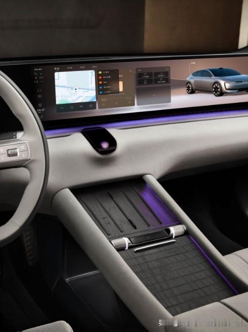 哇扣~20.59万！作为瓦罐迷，看到奥迪E5 Sportback的第一眼就走不动