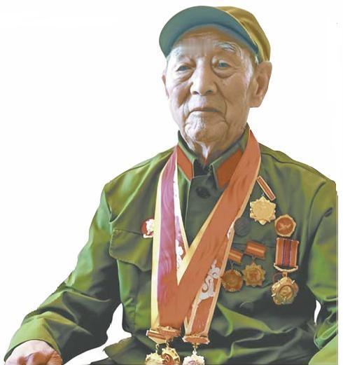 李继申是山东临沂平邑县的老战士，亲历抗日战争、解放战争、抗美援朝战争。出生，19