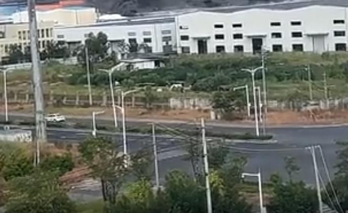 梧州塑料颗粒仓库起火：塑料颗粒堆成“燃料库”，一场无伤亡火灾为何仍让人后怕？

