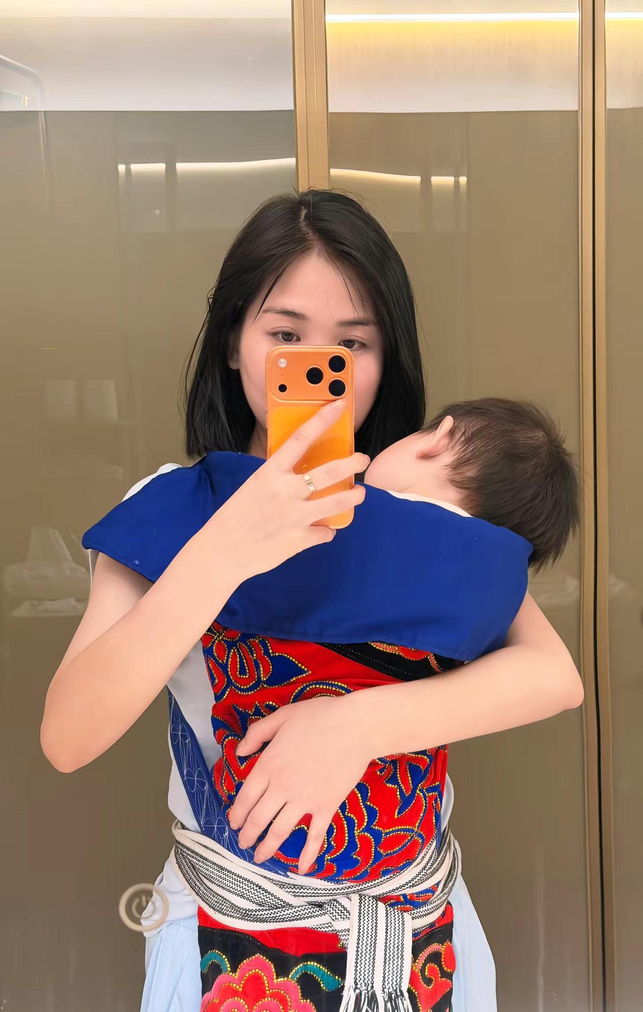 迷失人间岔路口何晓英