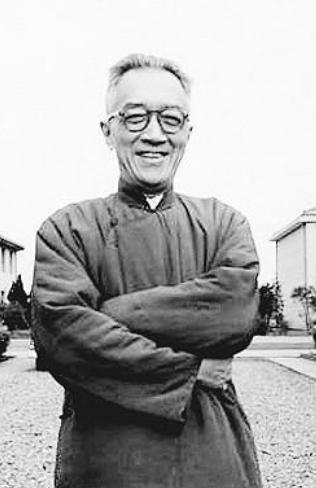 1948年，胡适收到最后通牒，只要他留在中国，仍可担任北大校长一职，毛主席也说，