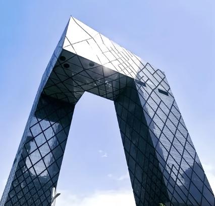 央视大楼为什么被叫“大裤衩”？当年只当是民间调侃。可多年后，设计师库哈斯在国外采