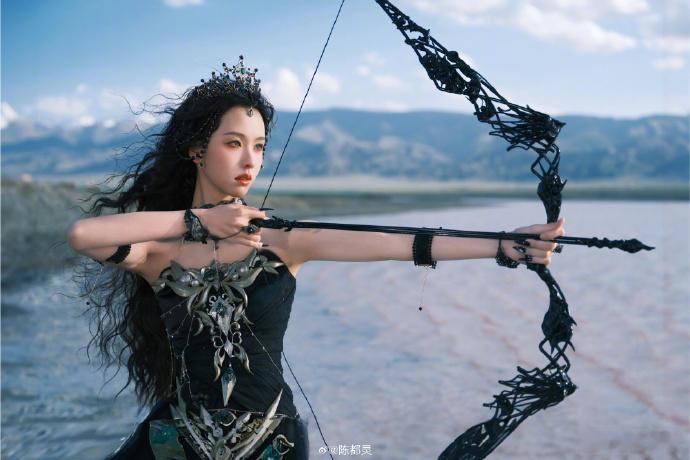 陈都灵这组美的太超过了吧，暗黑海妖之女 
