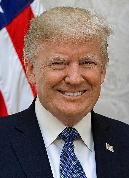 特朗普童鞋确认“2028参选美国总统”！
特朗普今年多大岁数了？
或许年龄不是问