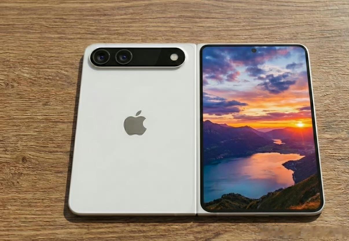 曝折叠屏iPhone试产受阻好事多磨啊，不知道能不能赶上九月新品发布会，大概率是