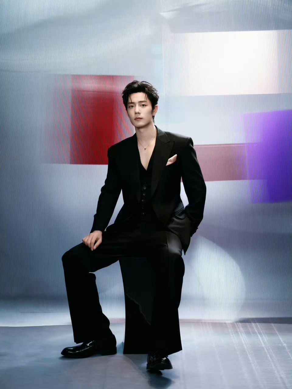 肖战工作室出图，脸蛋身材无敌