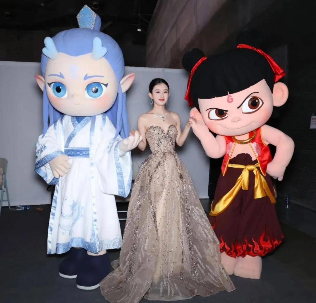 为什么这出内娱大戏，唱罢才能踏实过年？微博之夜作为内娱的压轴大戏，其重要性不言而