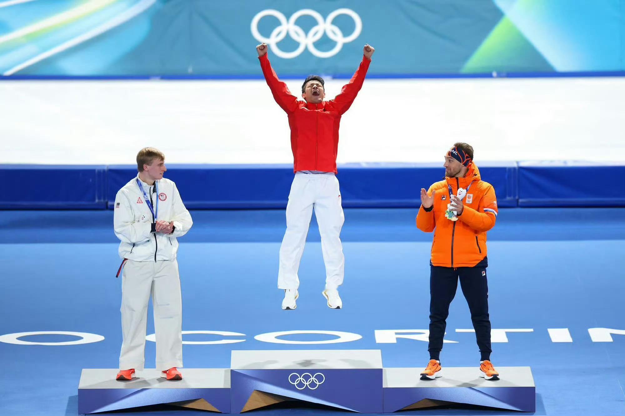 宁忠岩金牌纯纯意外之喜！米兰冬奥速度滑冰男子1500米决赛，黑龙江小伙宁忠岩，刷