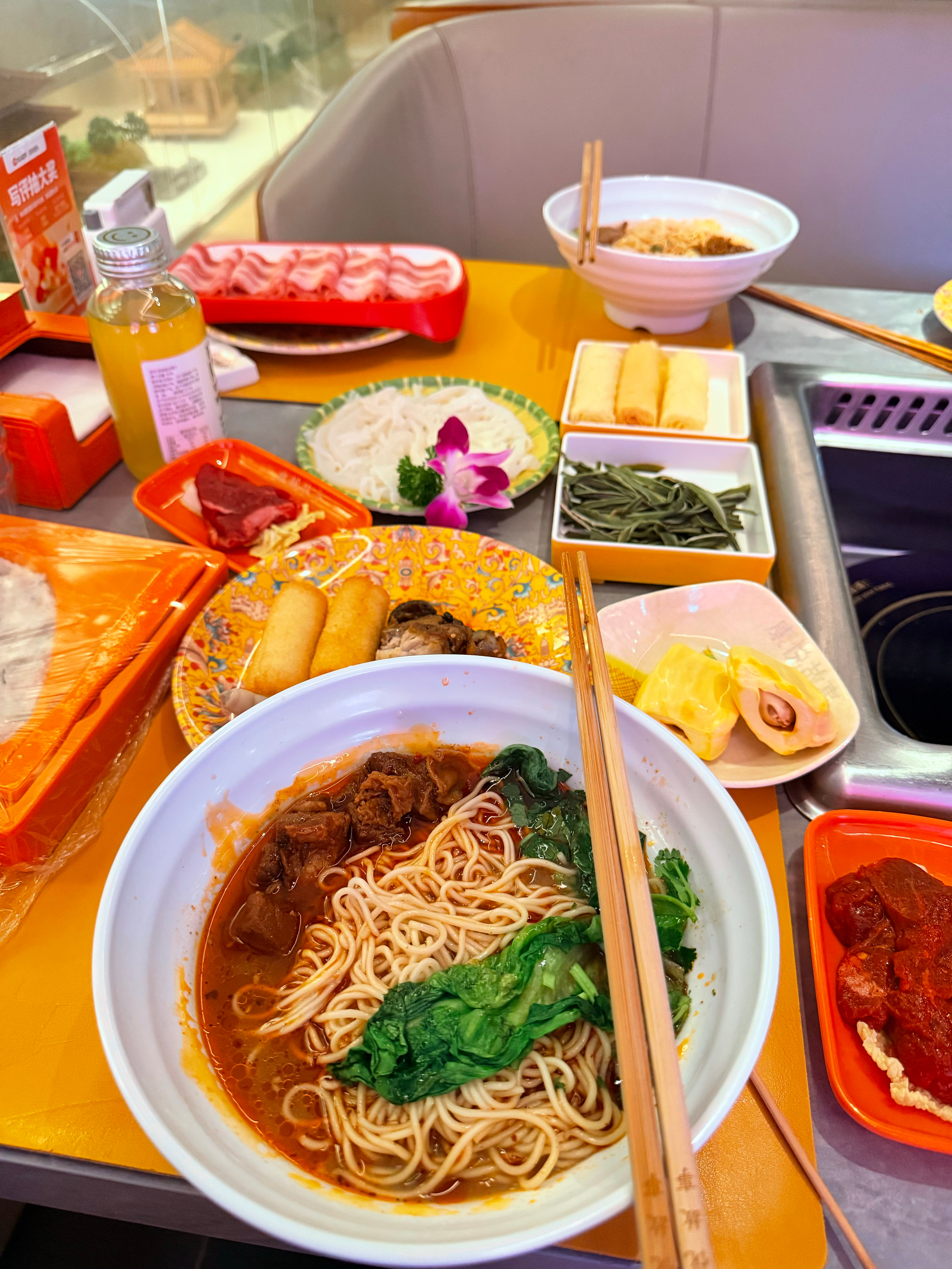 吃吃吃。。。 ​​​