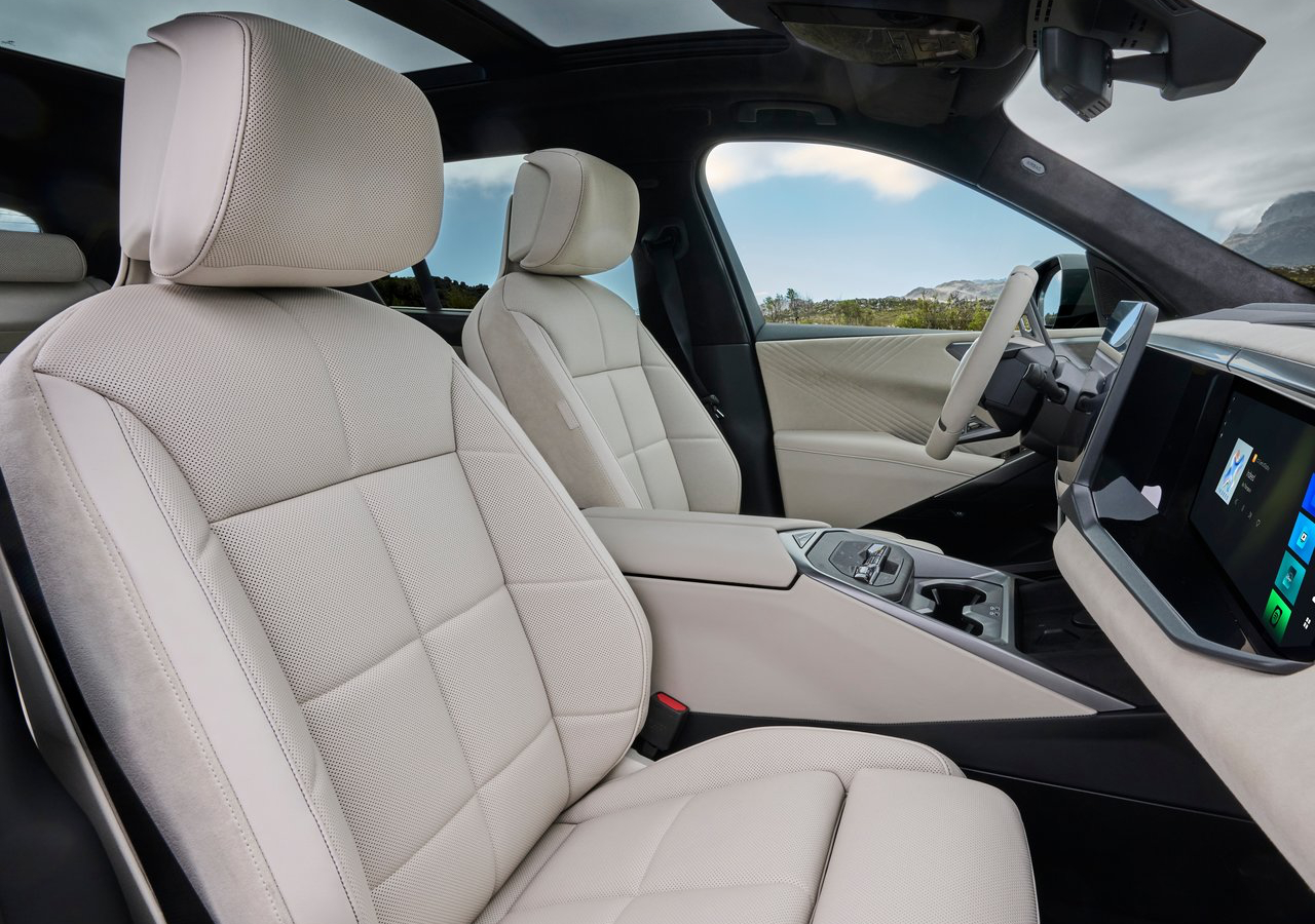 宝马x5   2027 BMW iX5 60 xDrive，纯电旗舰，第五代X5