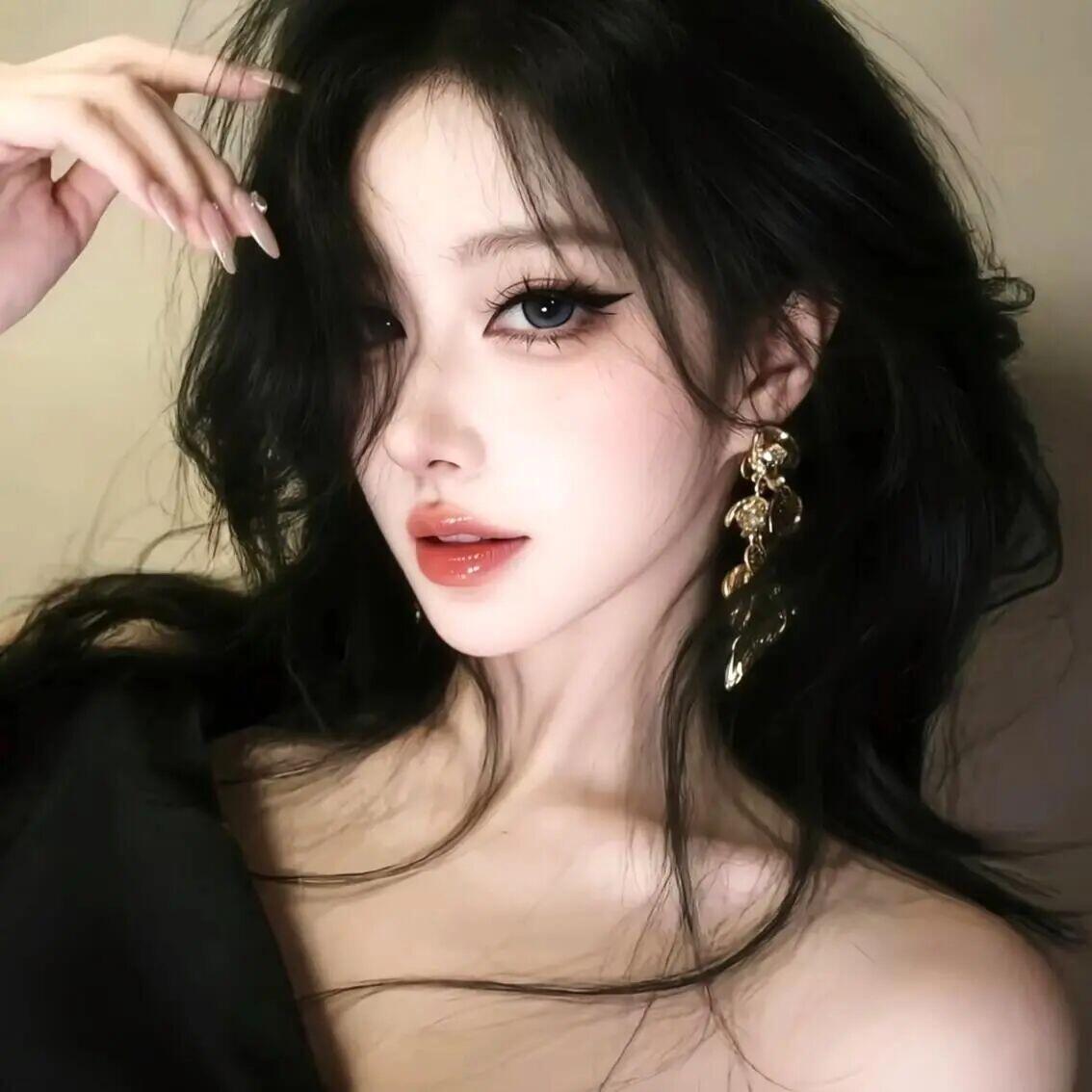 𝙒𝙚𝘾𝙝𝙖𝙩女头｜优质女头｜精选头像无水印❤️ ​​​