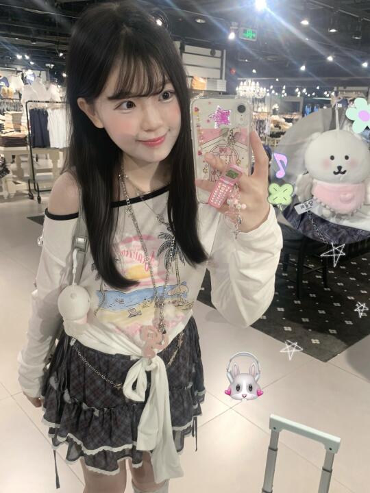 小韩🇰🇷留学生🎀🐰假期🏝️拍拍日常💕📷