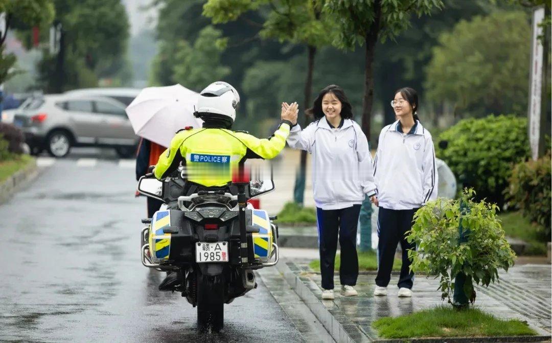 【英雄城交通•综合 | 我市交通运输部门全力守护学子“赶考路”】南昌2026年高