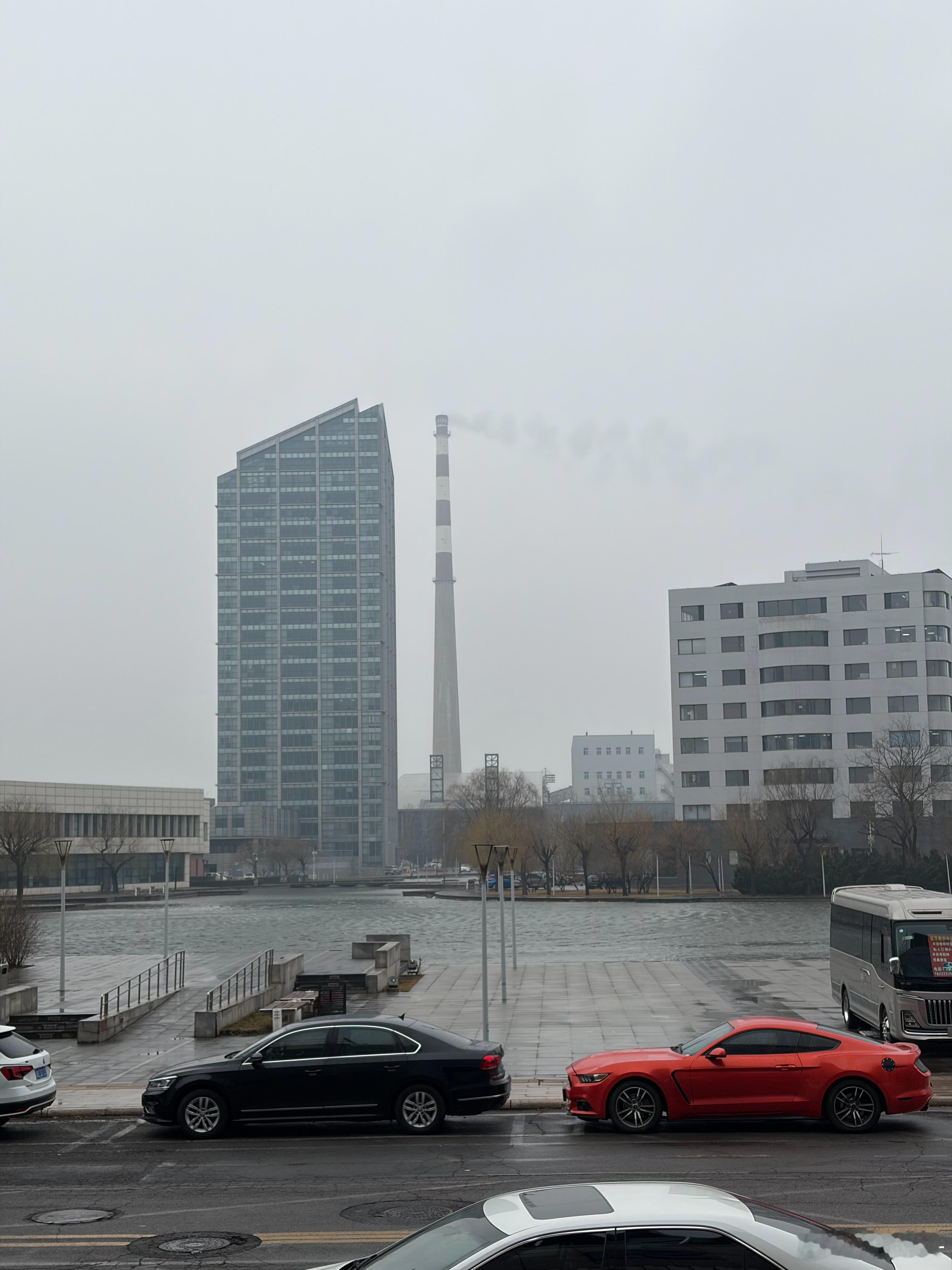天津下雨啦，空气真舒服当 牛马搬砖劲头也足 天津·自由贸易区森扬国际汽车城