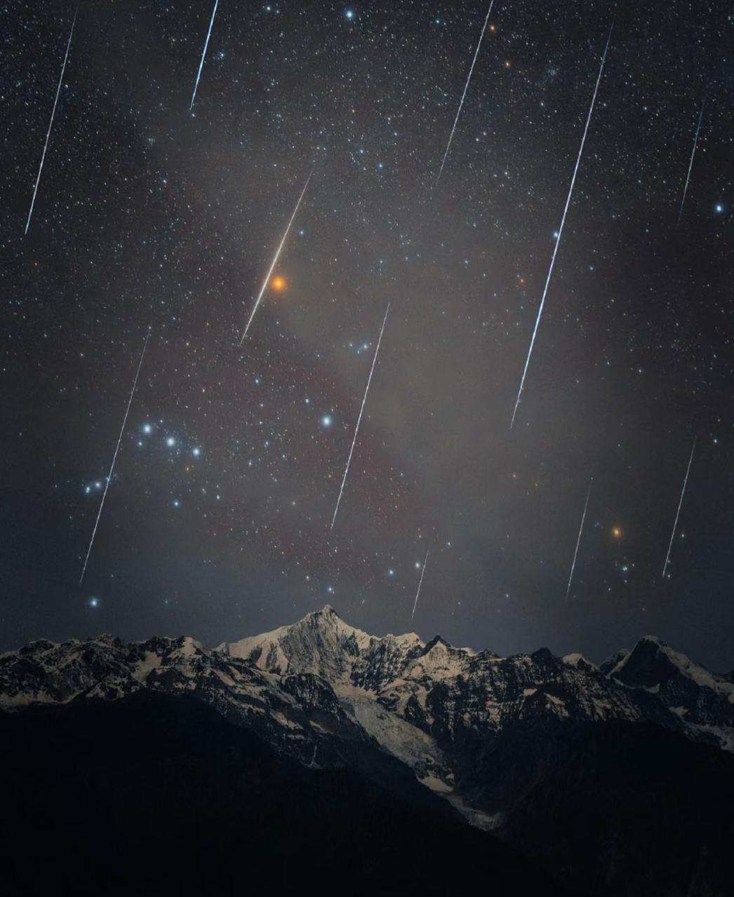 2025最后一场流星雨今夜降临！冬至看流星超浪漫
 
年度压轴天文盛宴来啦✨ 2