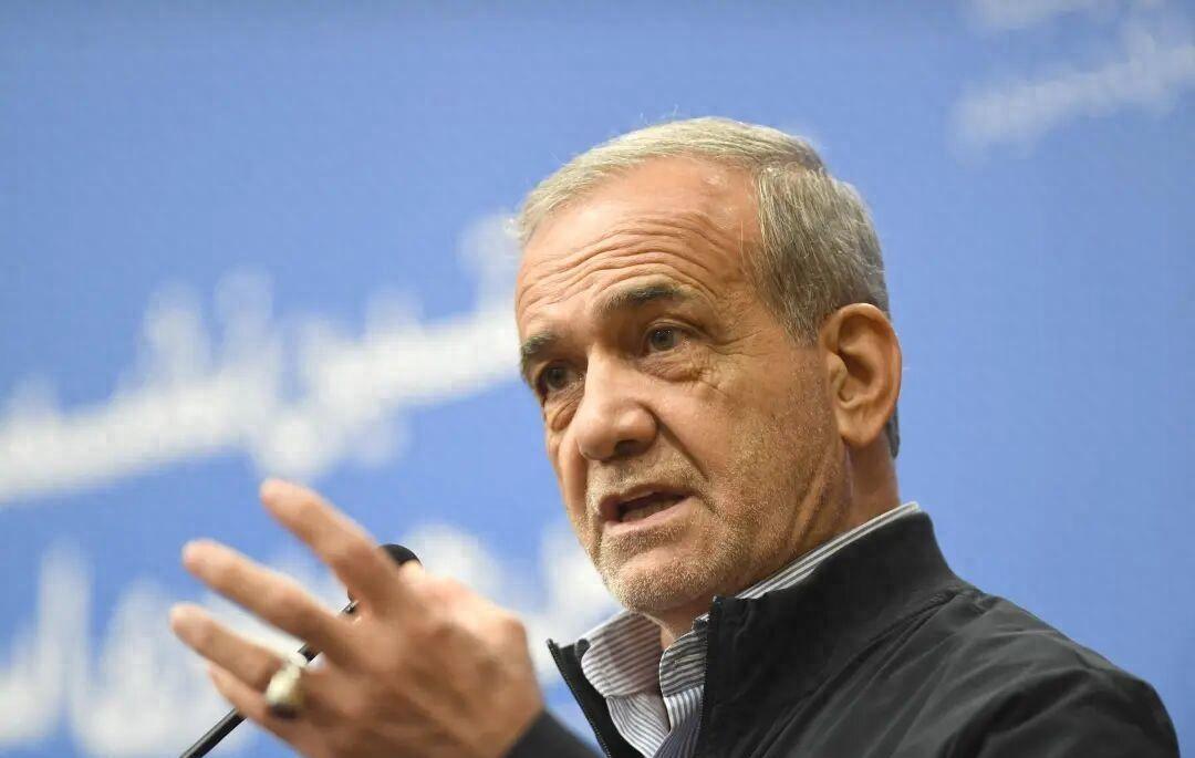 美伊对峙升级，言论交锋引燃战火，下一步怎么走？
特朗普说伊朗该换领导人了，这话一