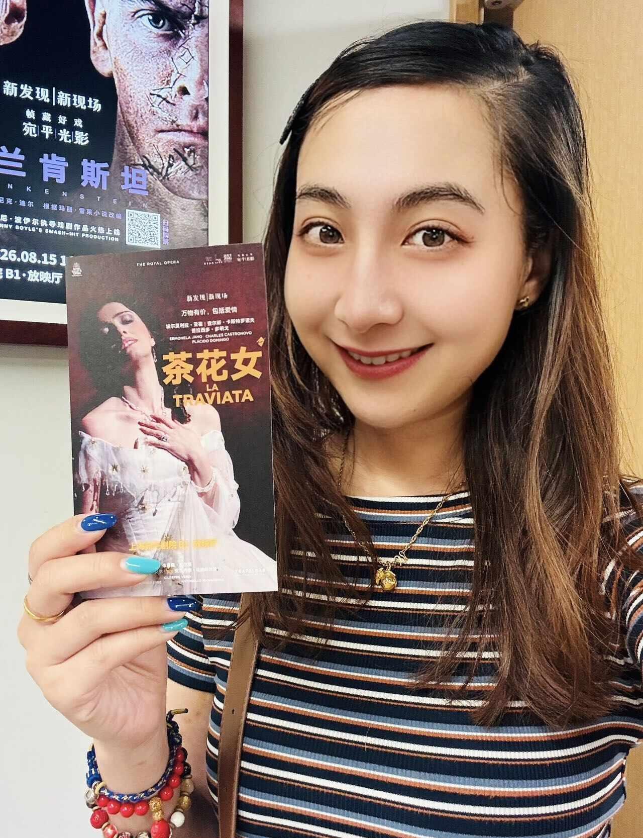 宛平剧院居高清放映《茶花女》🥰
宛平剧院重新建好～第一次来！8月冲了英国皇家歌