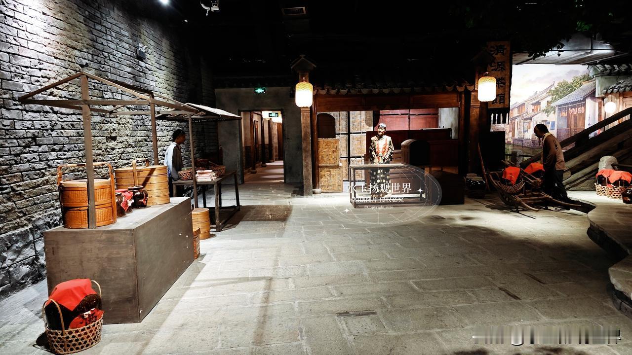 如果说一座城市有根，那上海的根，一定在广富林。
很多人来广富林，都直奔水下博物馆