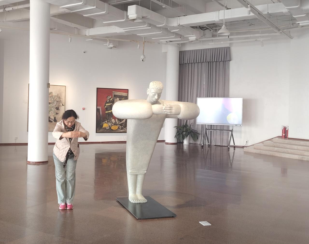 由青岛市公共空间艺术促进中心和北京林业大学联合主办的“山水相连·丹青铸魂—北京林