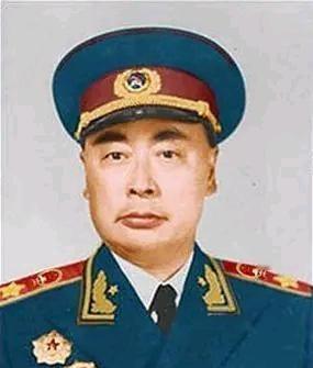 1937年，陈宏被捕，供出了陈毅，敌人设计诱骗陈毅下山。陈毅下山时，因口渴向少妇