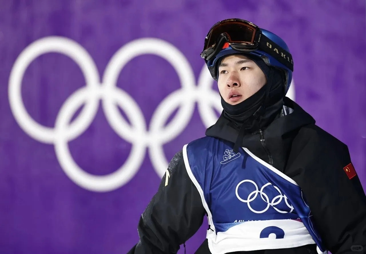 苏翊鸣第一跳摔倒救命！刚看小鸣第一跳摔下去那下，我吓得直接喊出声！😱 预赛开局