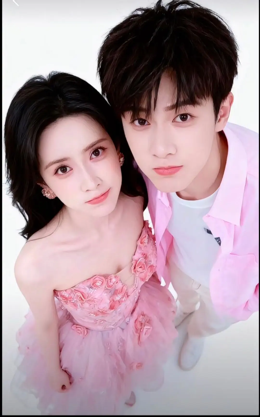 分享一组合图。